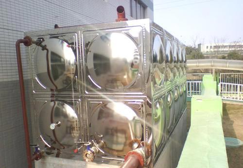 太陽能熱水器水箱發泡(圖3) 太陽能熱水器水箱發泡