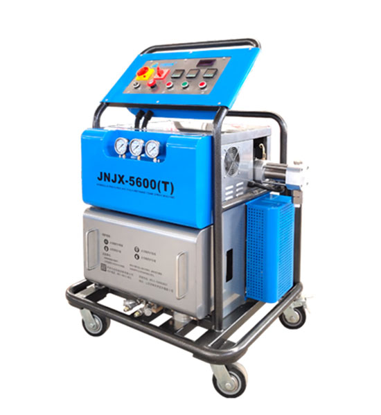 聚脲噴涂(圖1) 液壓聚脲噴涂機設備JNJX-H5600(T)型